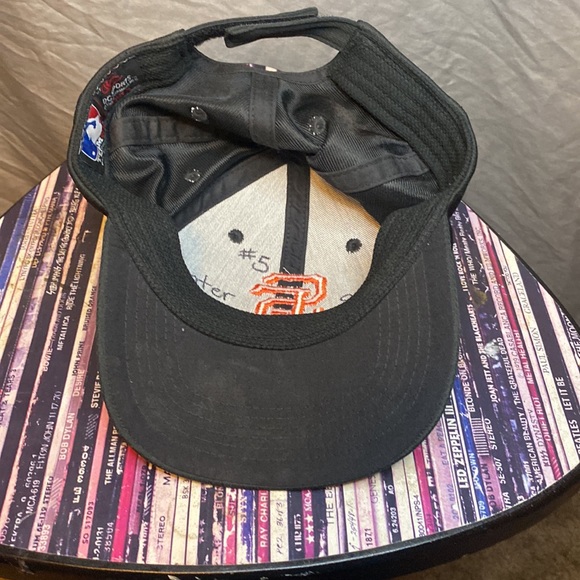 Team MLB SF Giants hat (youth) - Picture 5 of 8